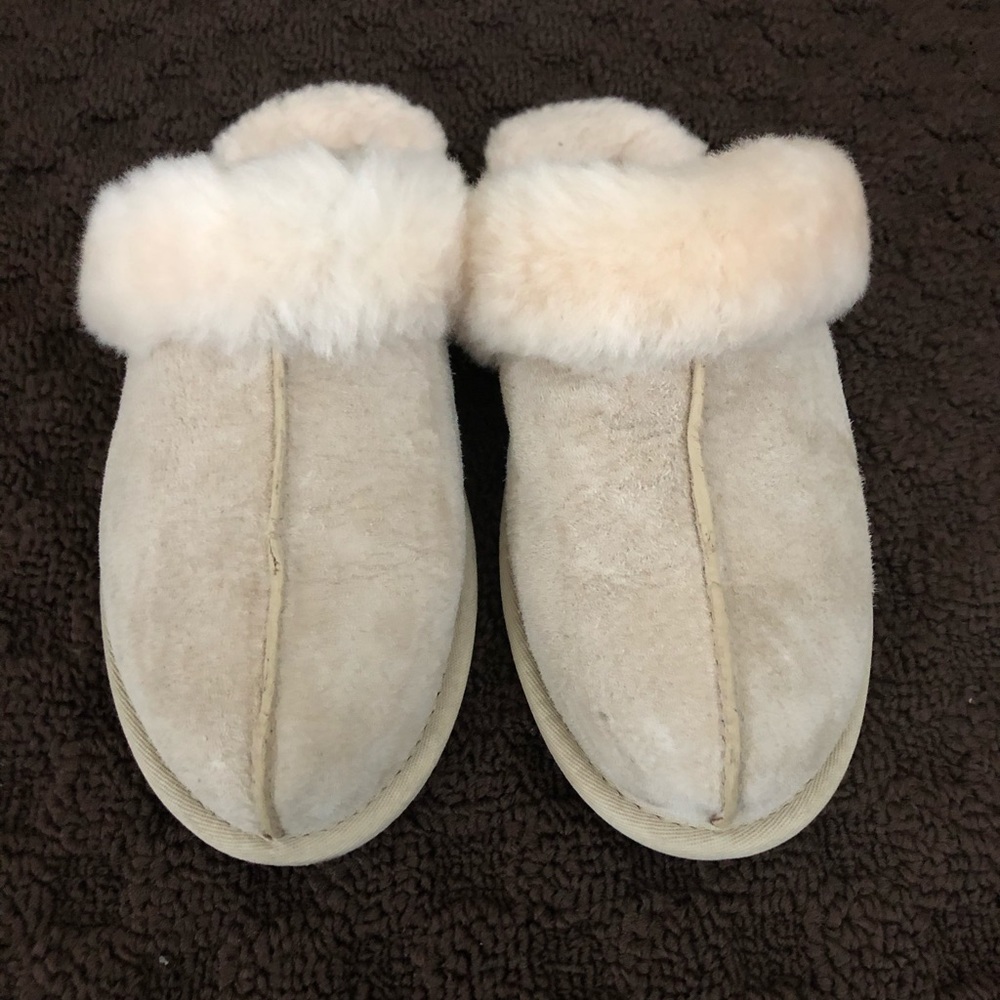 Woman’s Ugg Slippers